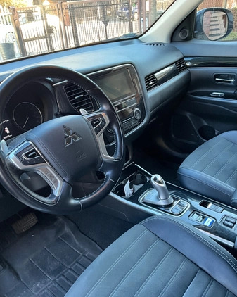 Mitsubishi Outlander cena 129900 przebieg: 61000, rok produkcji 2019 z Lublin małe 46